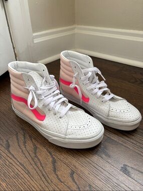 Vans Sk8-hi High-Top Sneakers in White Leather with Hot Pink and Light Pink